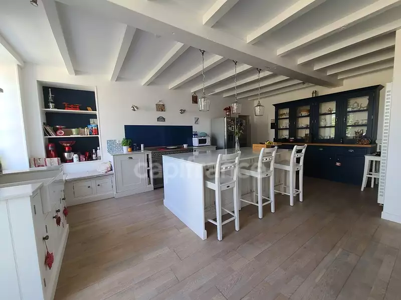 Maison, 207 m²