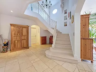 Maison, 225 m²