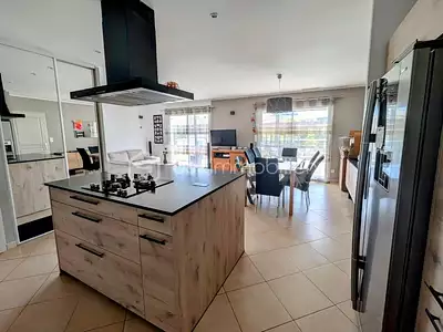 Maison, 114 m²