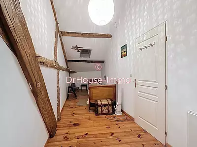 Maison, 240 m²