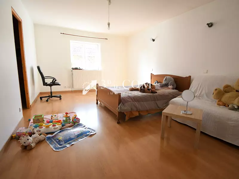 Maison, 390 m²