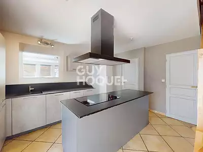 Maison, 163 m²