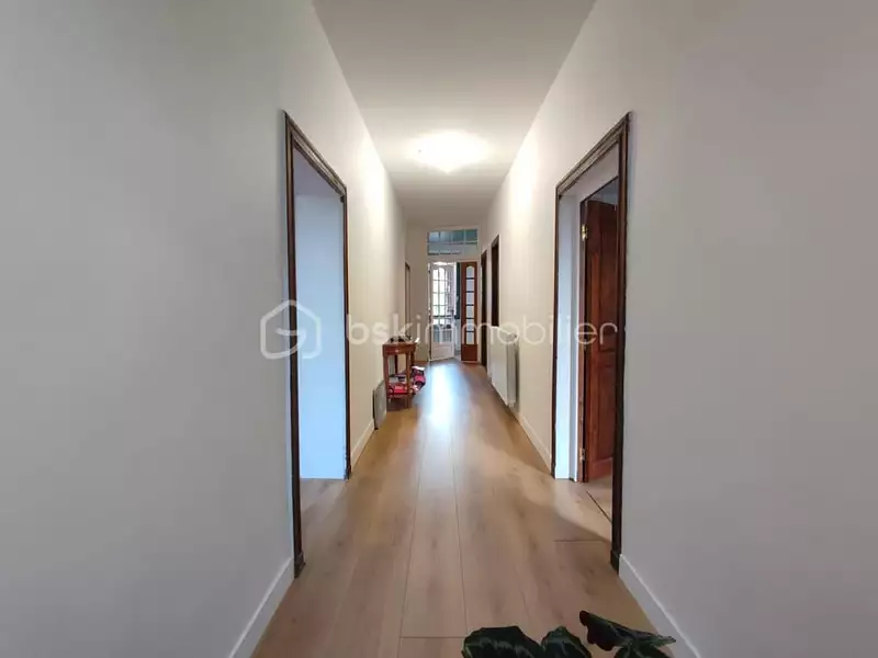 Maison, 315 m²