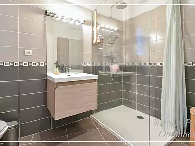 Maison, 185 m²
