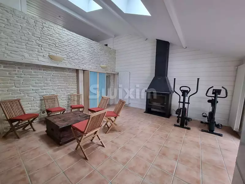 Maison, 262 m²
