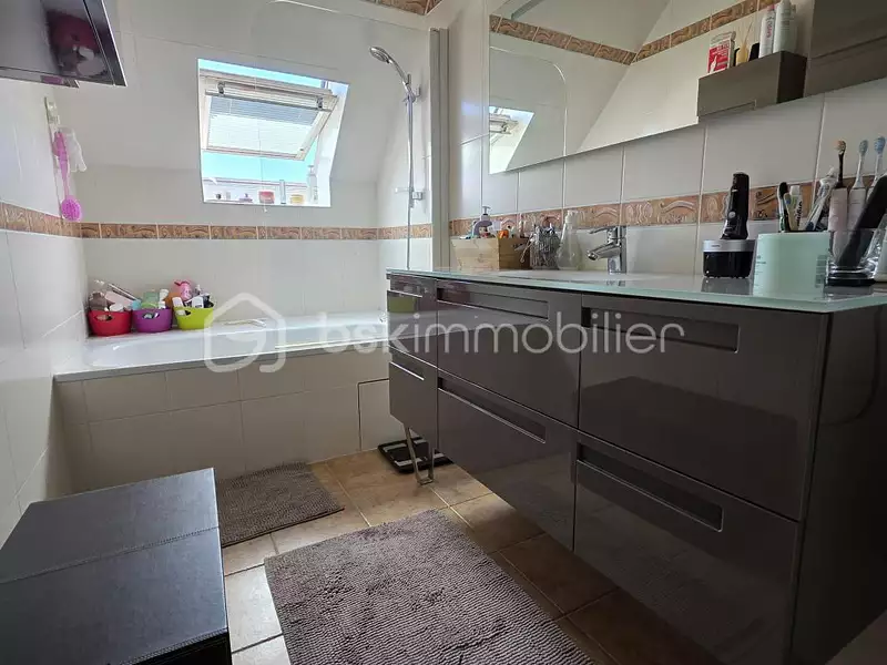 Maison, 111 m²