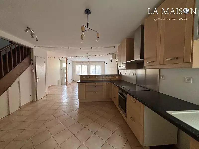 Maison, 160 m²