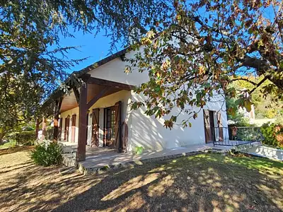 Maison, 167 m²