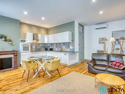 Maison, 255 m²