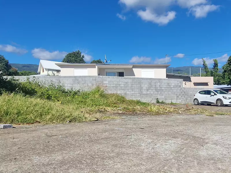 Terrain, 302 m²