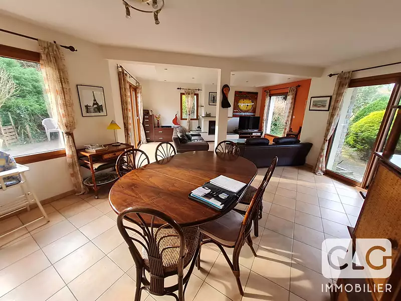 Maison, 176,77 m²