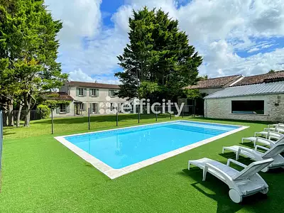 Maison, 360 m²