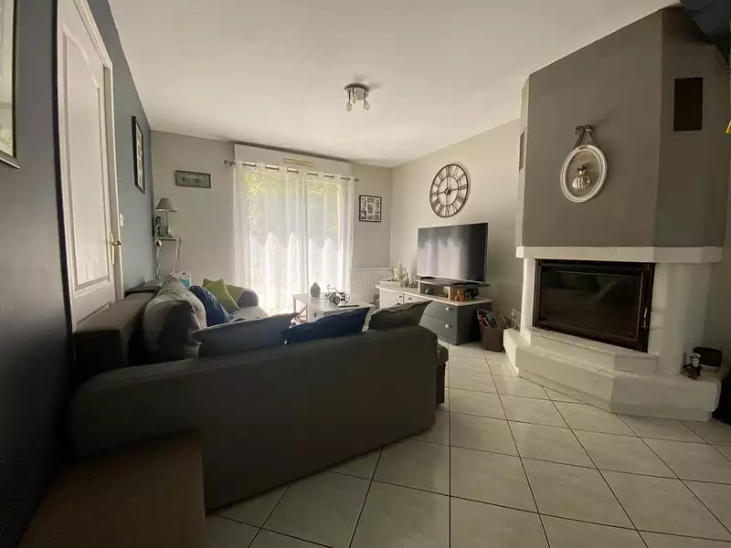 Maison, 99 m²
