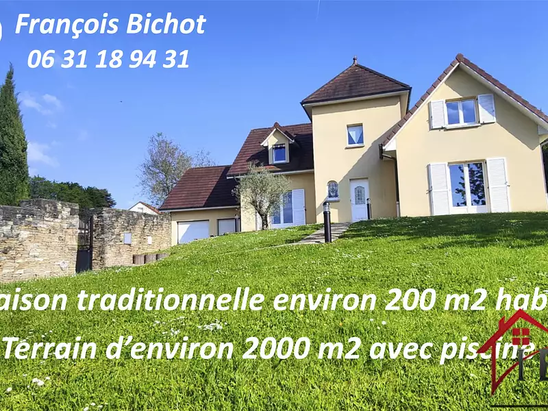 Maison, 200 m²