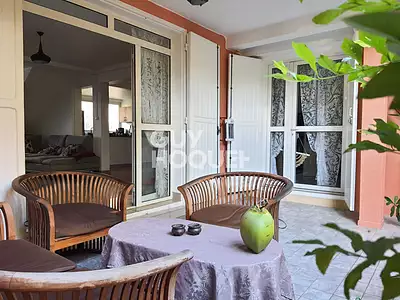 Maison, 197 m²