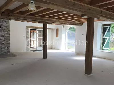 Maison, 251 m²
