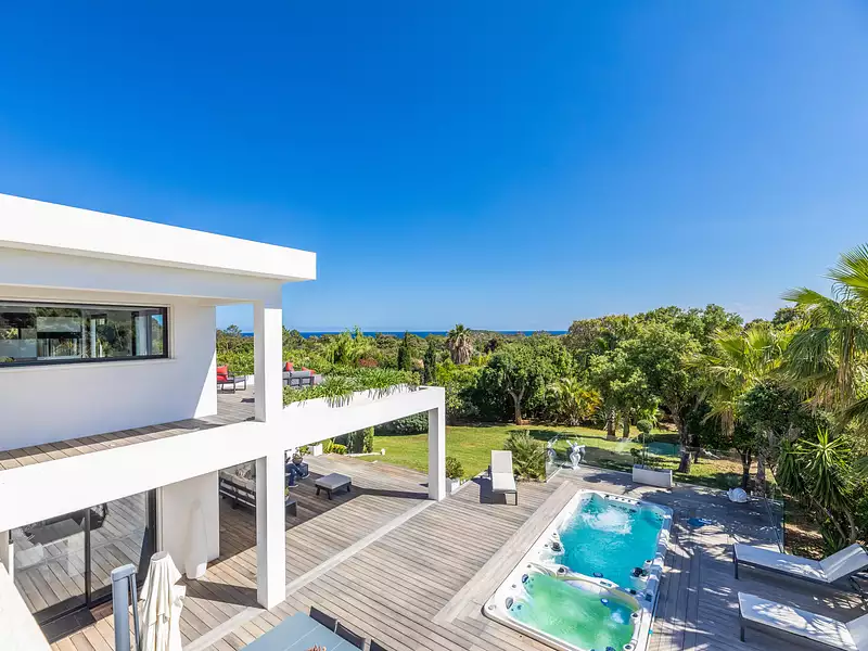 Maison, 278 m²