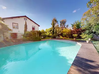 Maison, 227 m²