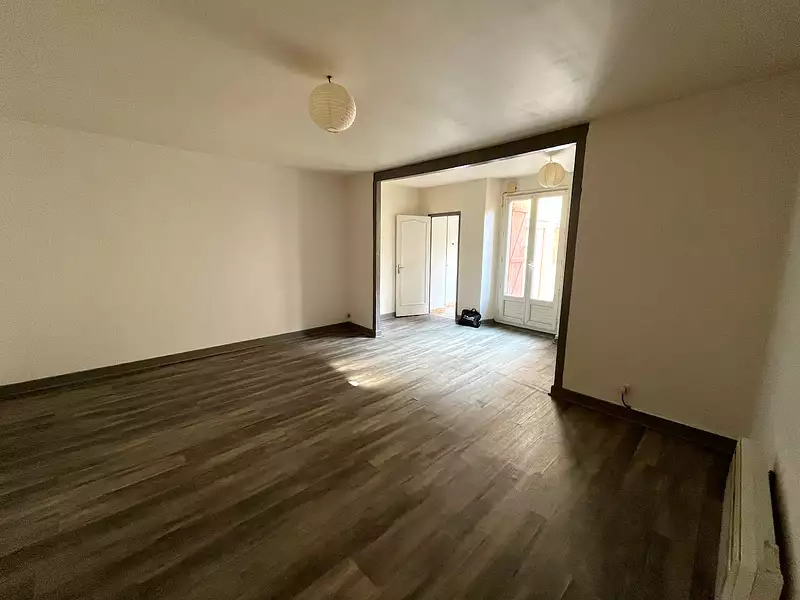 Immeuble, 211,42 m²