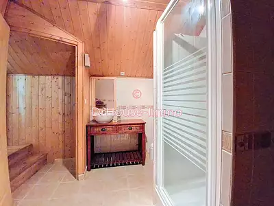 Maison, 195 m²