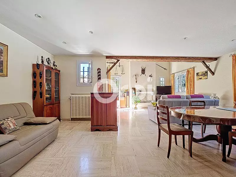 Maison, 174 m²