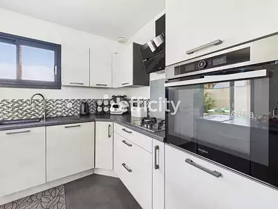 Maison, 94 m²
