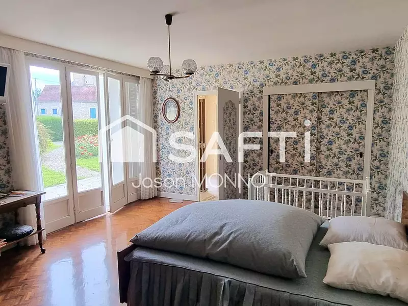 Maison, 180 m²