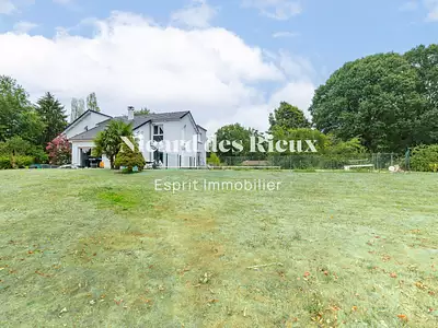 Maison, 265 m²