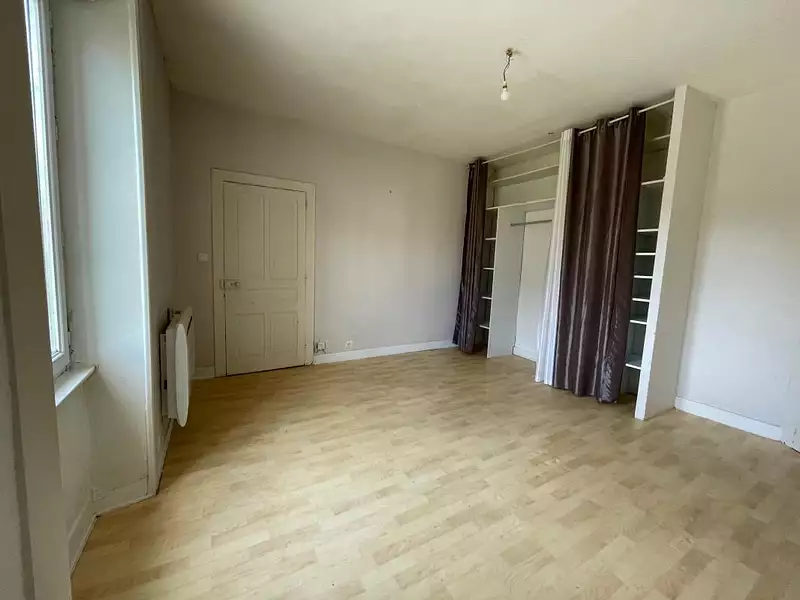 Immeuble, 145 m²