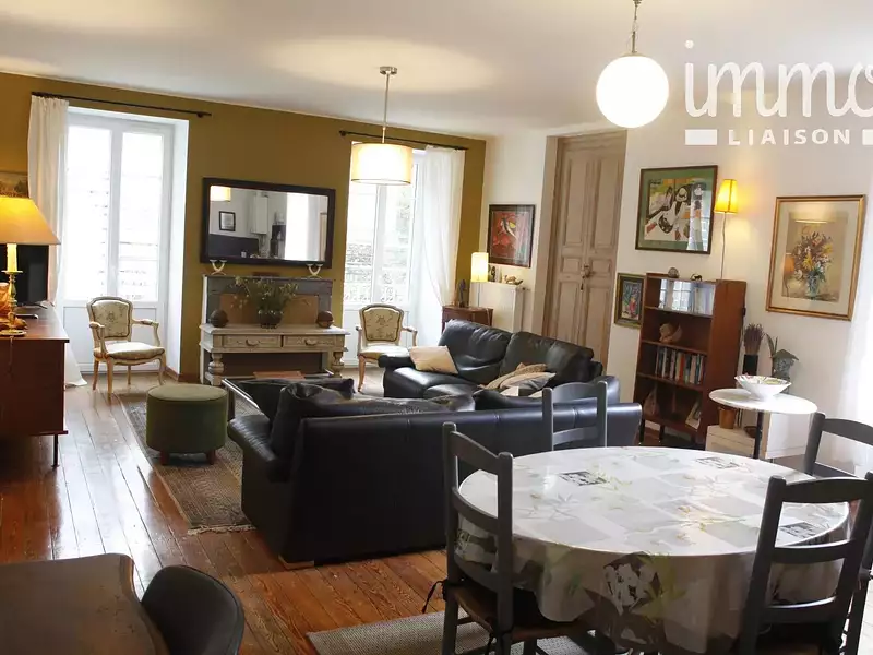 Immeuble, 226,1 m²