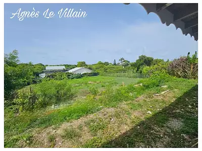 Terrain, 2 200 m²
