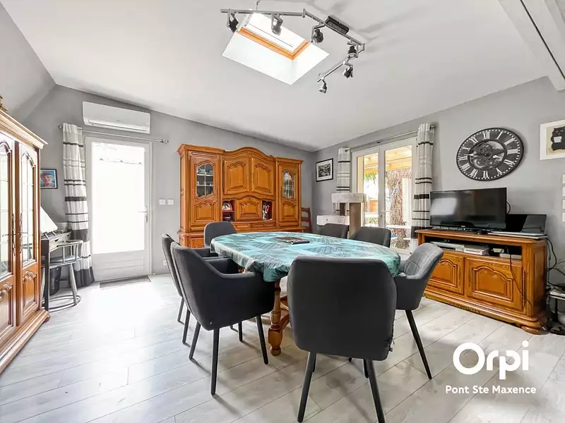 Maison, 169 m²