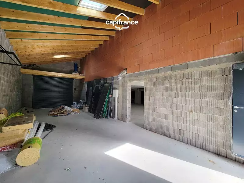 Maison, 184 m²