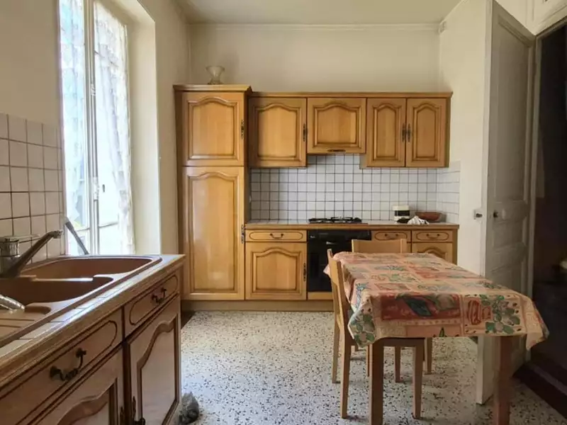 Maison, 176 m²