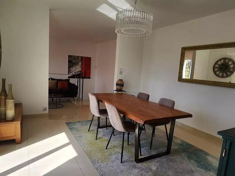 Maison, 289 m²