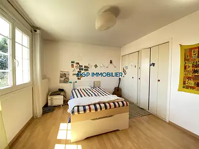 Maison, 180 m²