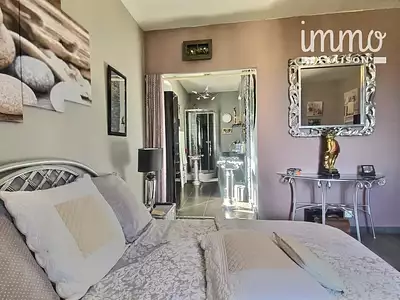 Maison, 242 m²