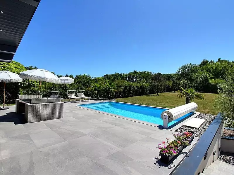 Maison, 416 m²