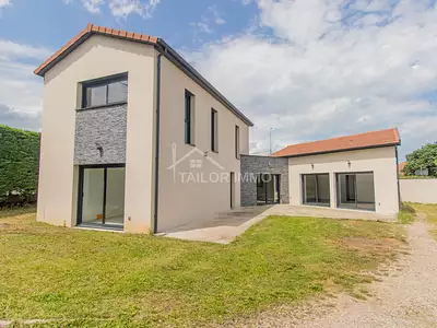 Maison, 162 m²