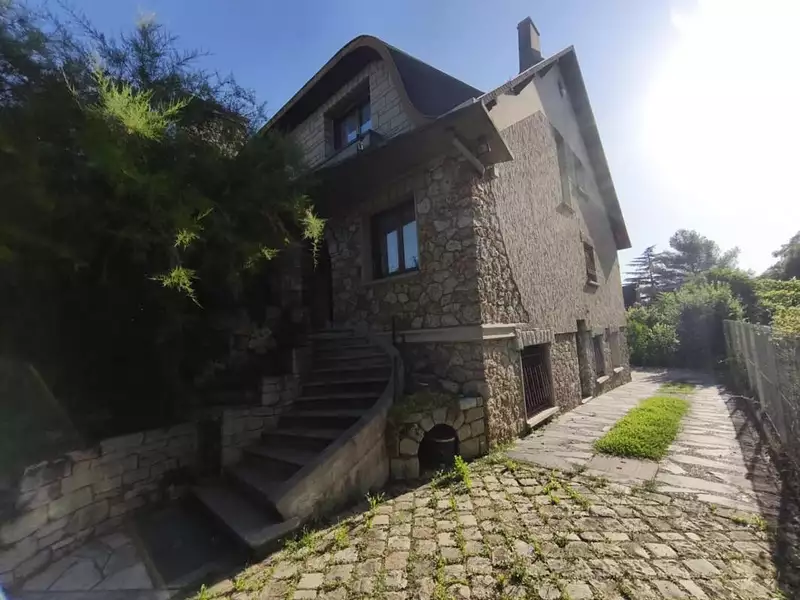 Maison, 183 m²