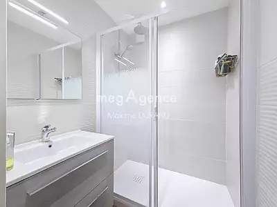 Maison, 235 m²