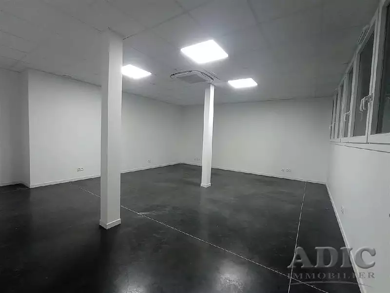 Divers, 375 m²