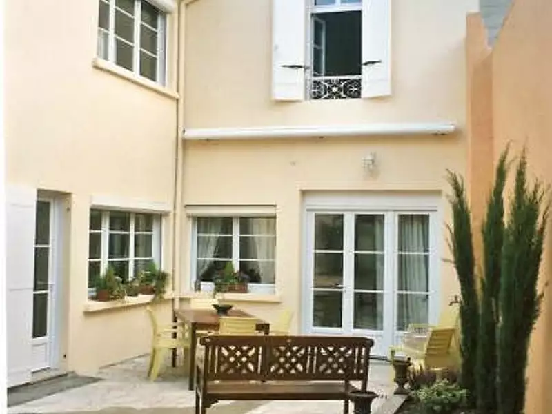 Maison, 176 m²