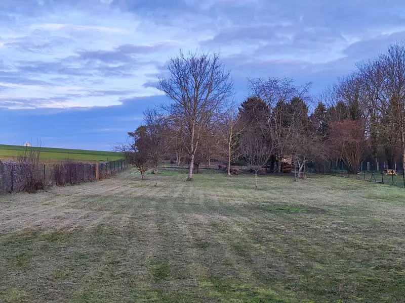 Terrain, 1 790 m²
