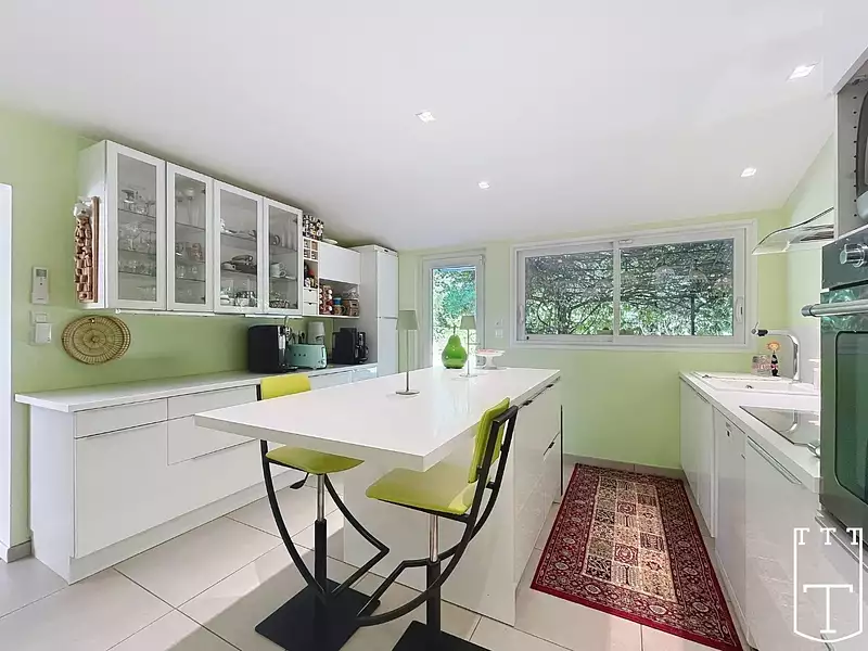 Maison, 191 m²