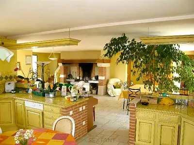 Maison, 200 m²