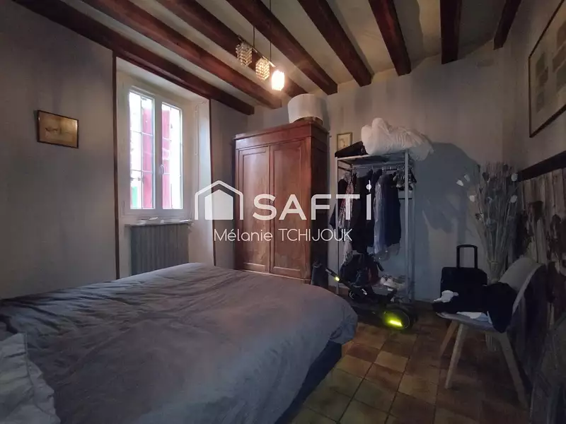 Maison, 180 m²
