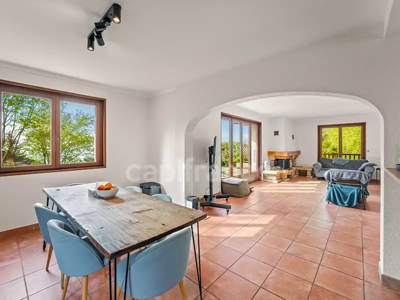Maison, 180 m²