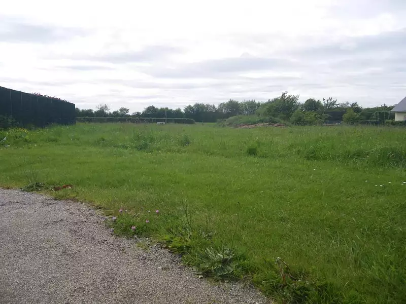 Terrain, 1 177 m²