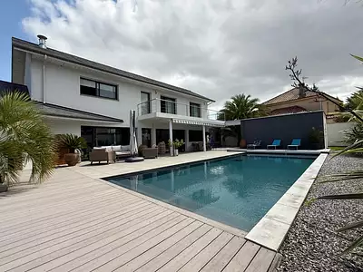 Maison, 202 m²